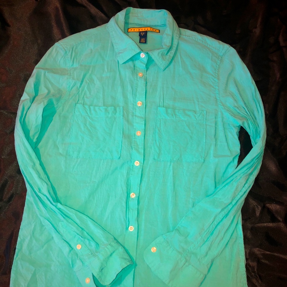 Women’s Button Up